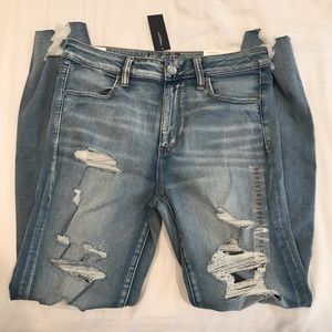 American Eagle Light Wash Destroyed Jeans